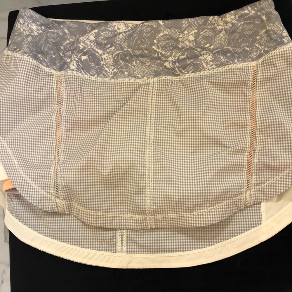 Lululemon grey skirt with shorts